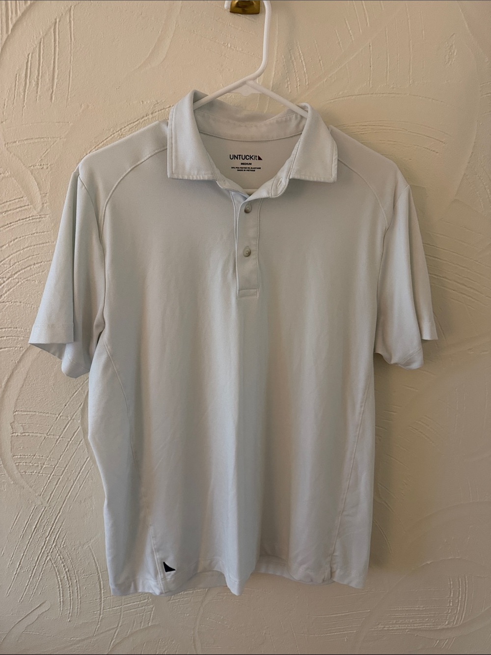 UNTUCKit Men's Pale Blue Performance Polo